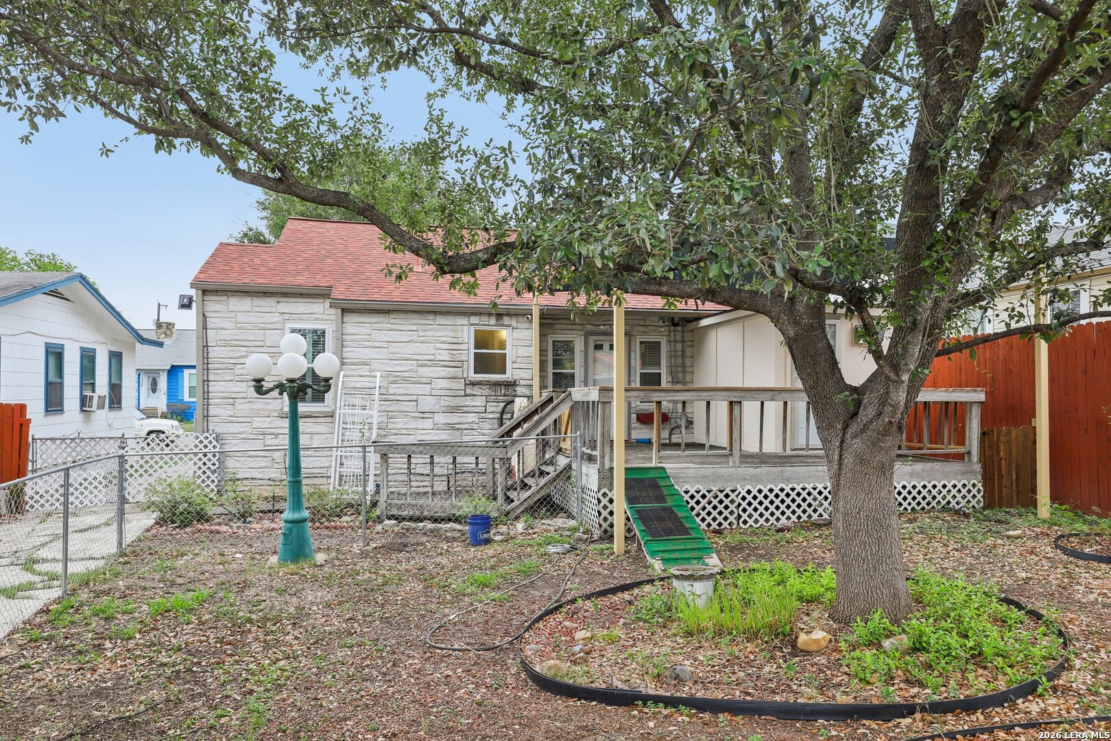 1331 W ROSEWOOD AVE