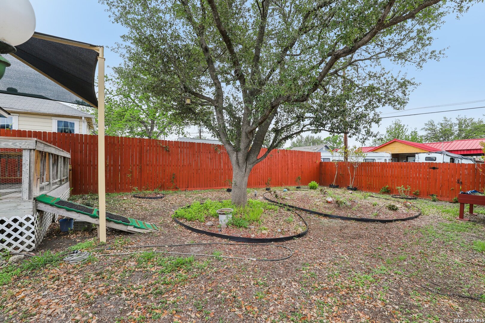 1331 W ROSEWOOD AVE