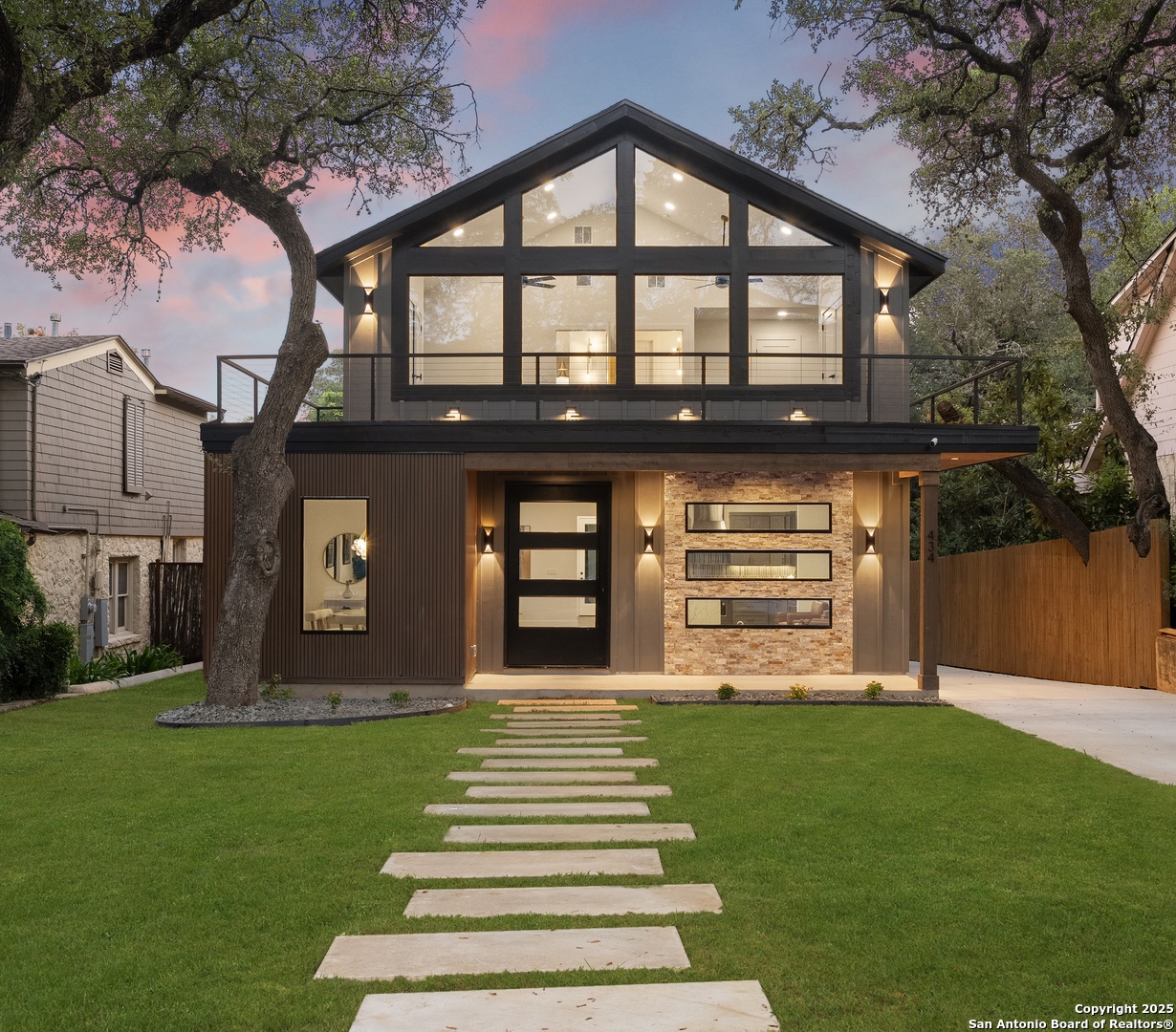 434 College Blvd