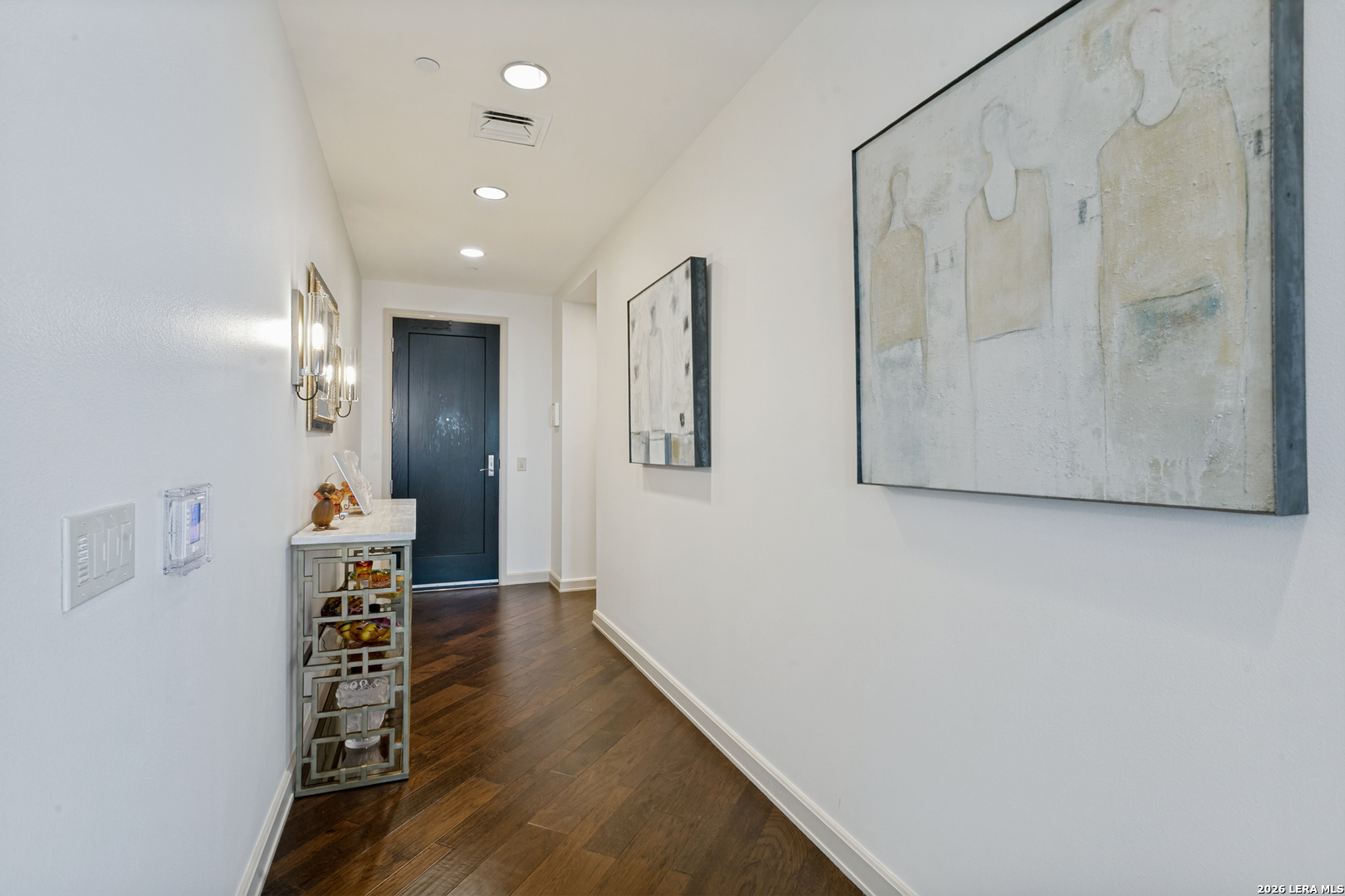 4242 Broadway 1702