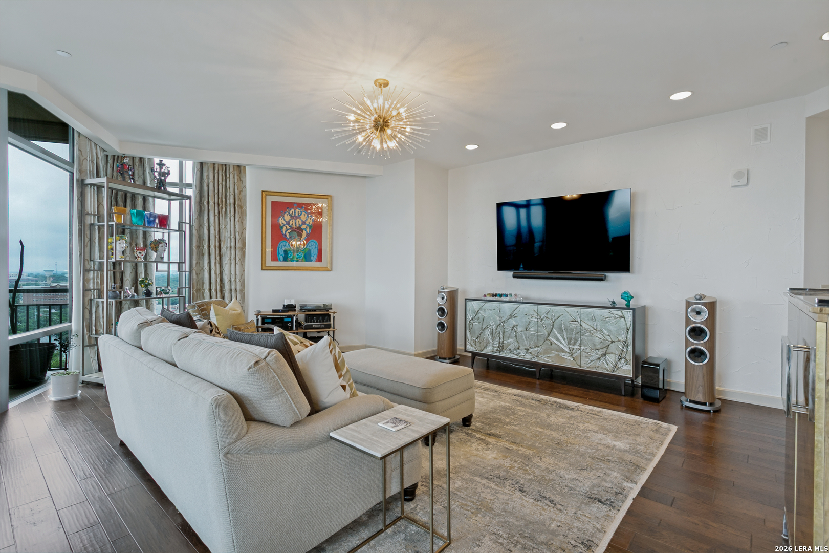 4242 Broadway 1702
