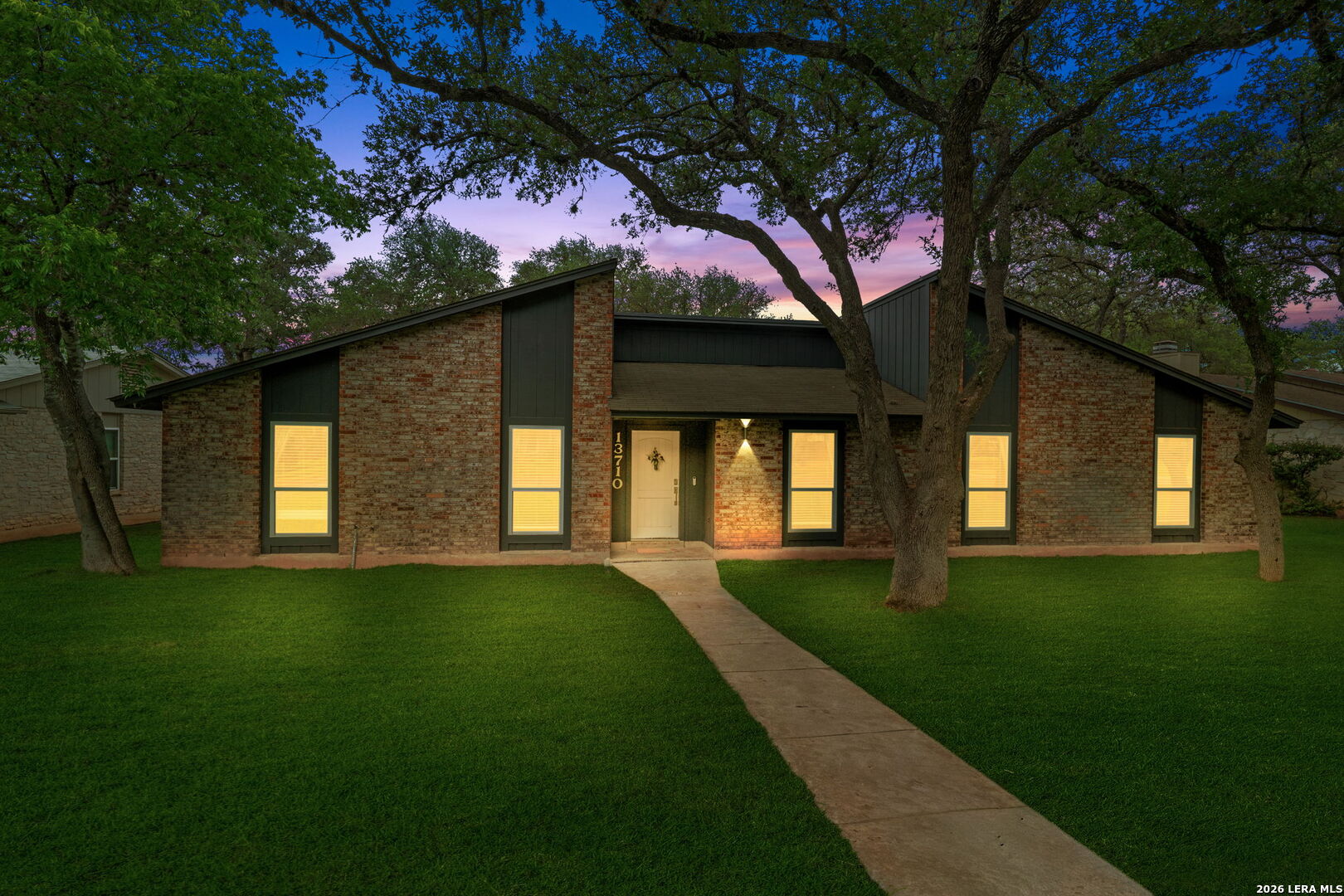 13710 STONEY HL