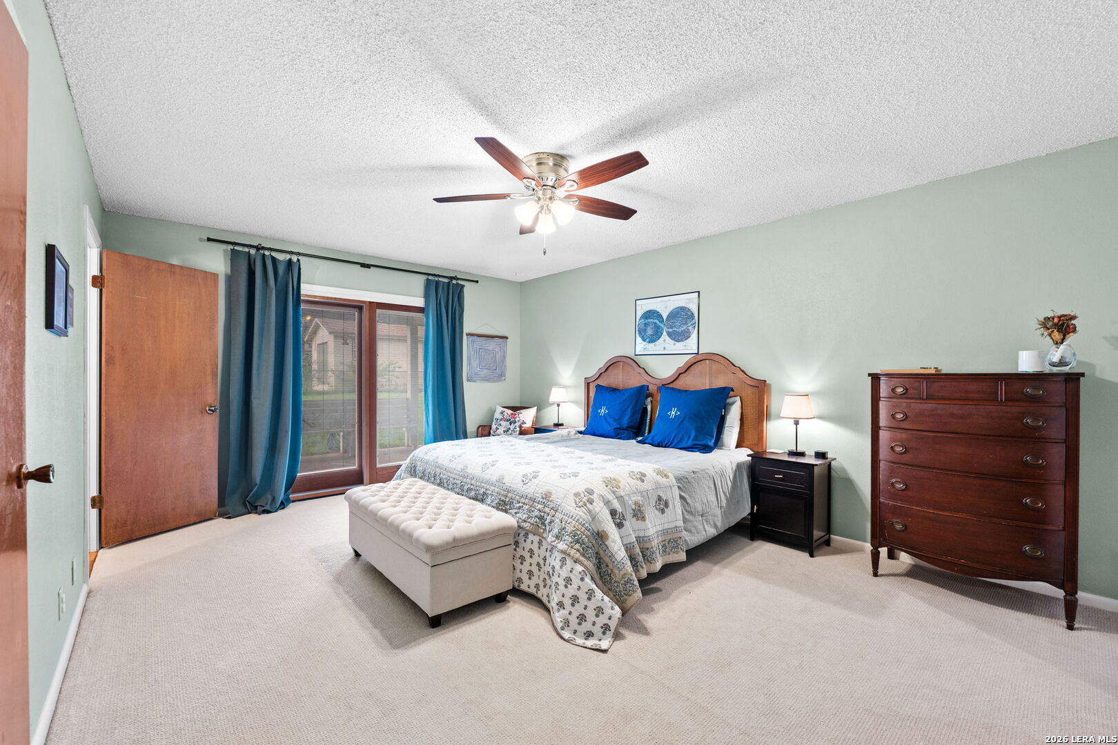 112 Grand Oak