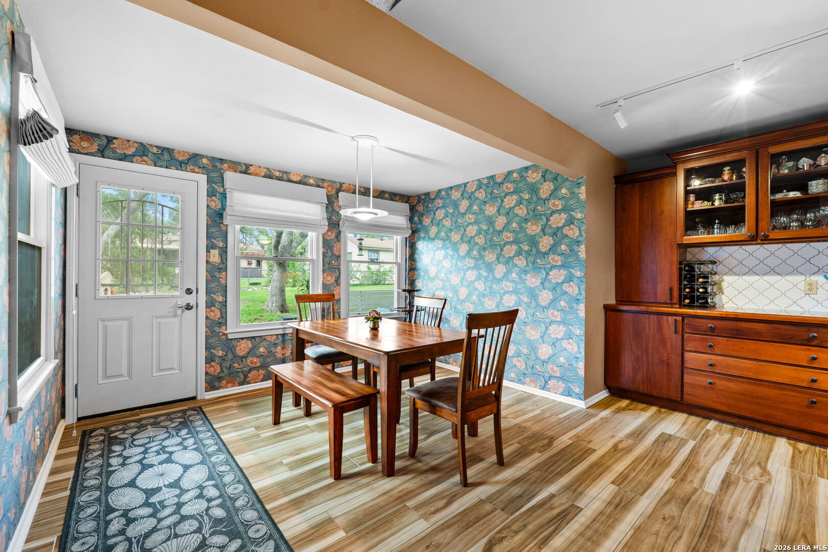 112 Grand Oak