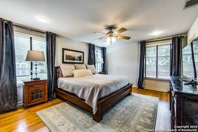 211 ROBINHOOD PL
