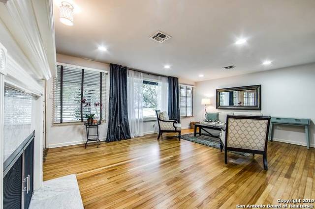 211 ROBINHOOD PL