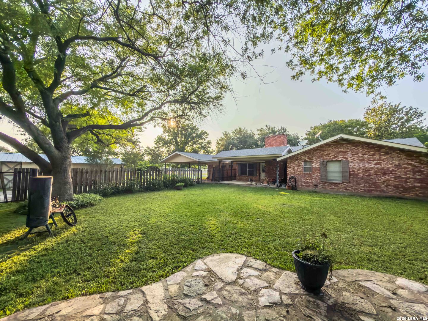 703 N Ashby Dr