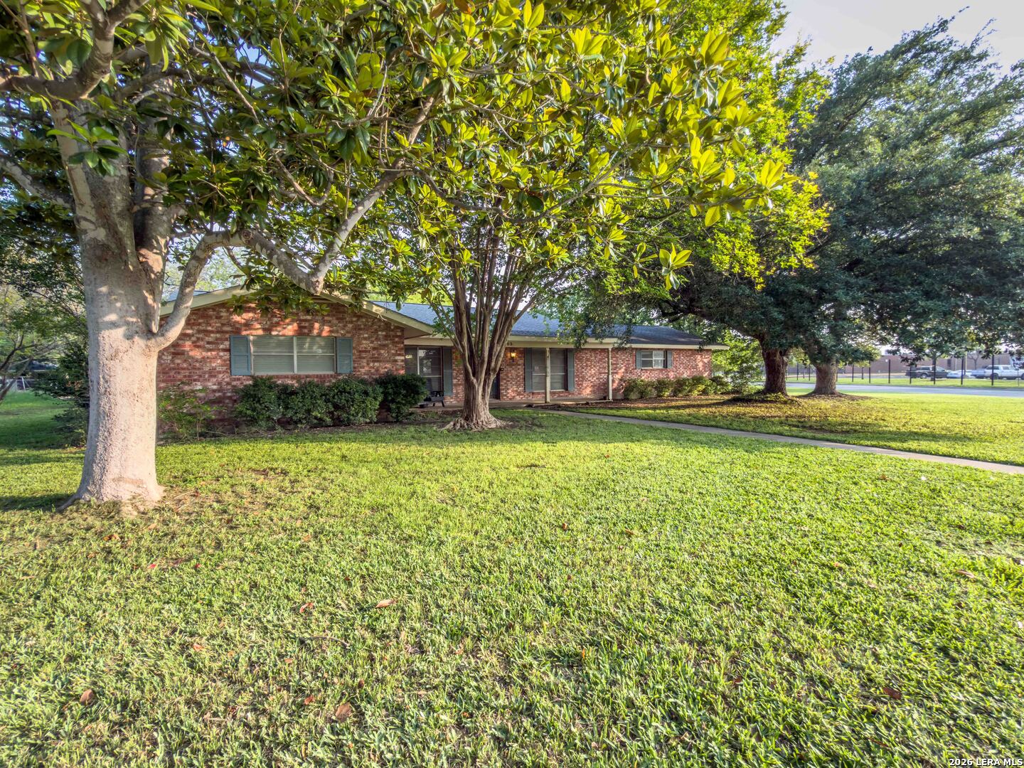 703 N Ashby Dr