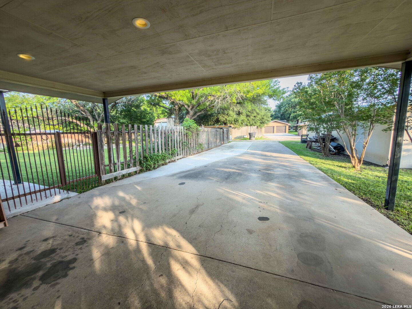 703 N Ashby Dr