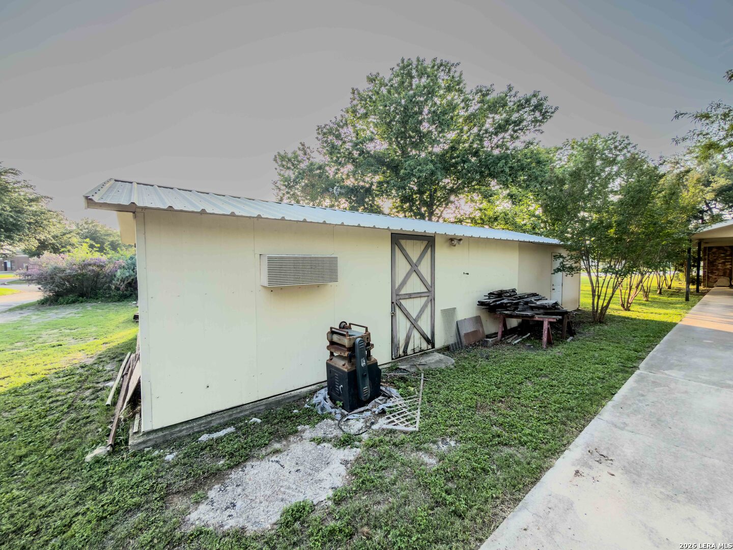 703 N Ashby Dr