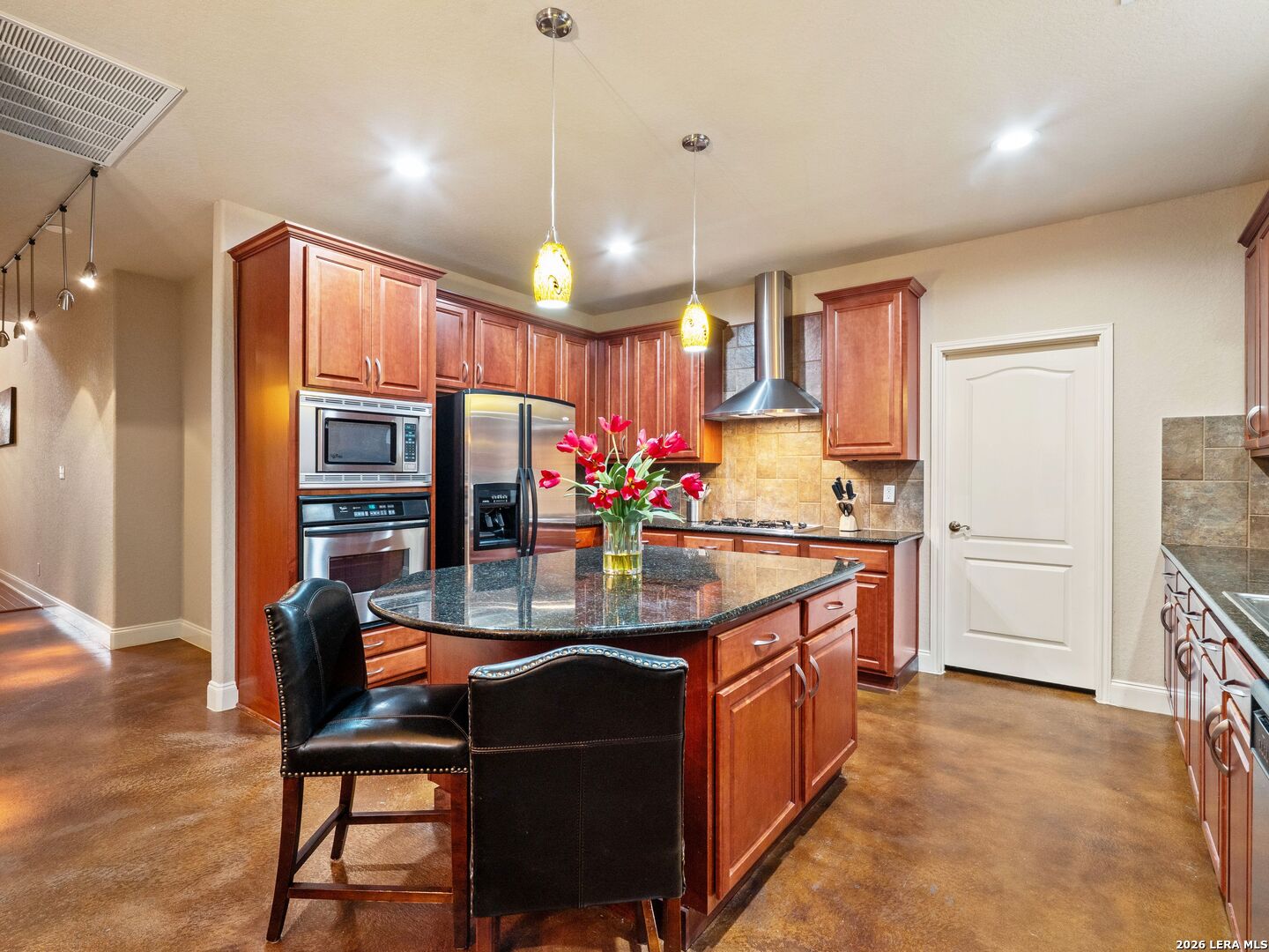 1302 Salazar Trail