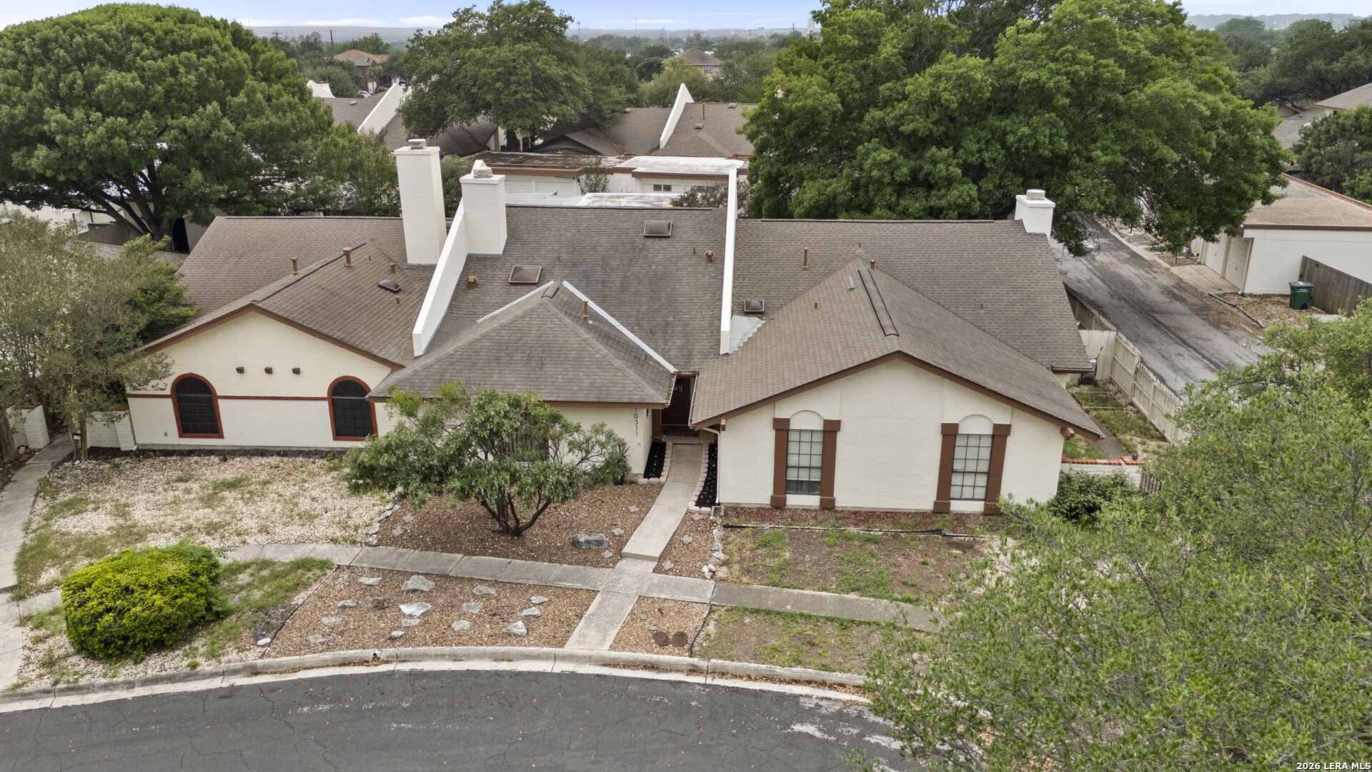 10311 GRAND CIR