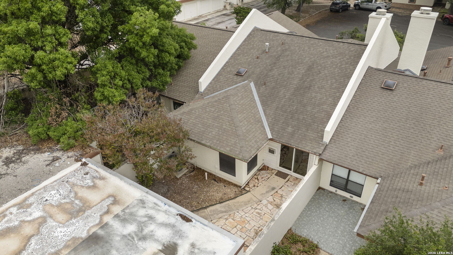 10311 GRAND CIR