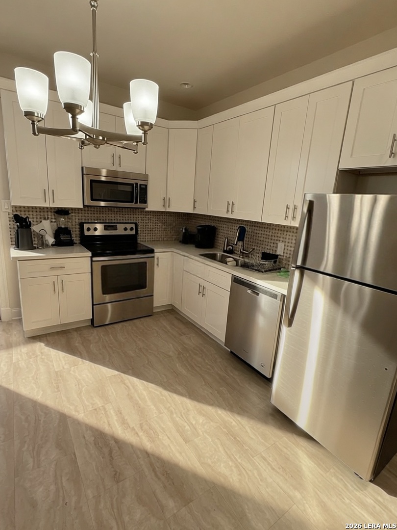 7711 Broadway 4B