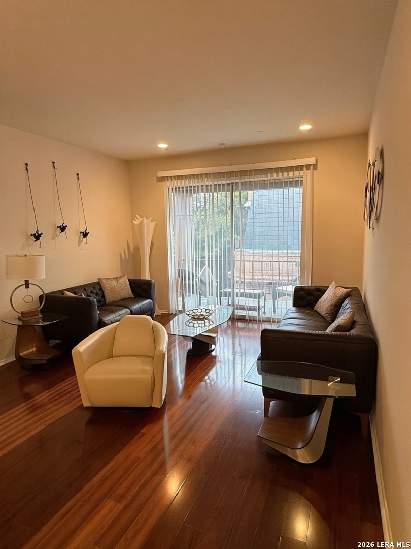 7711 Broadway 4B
