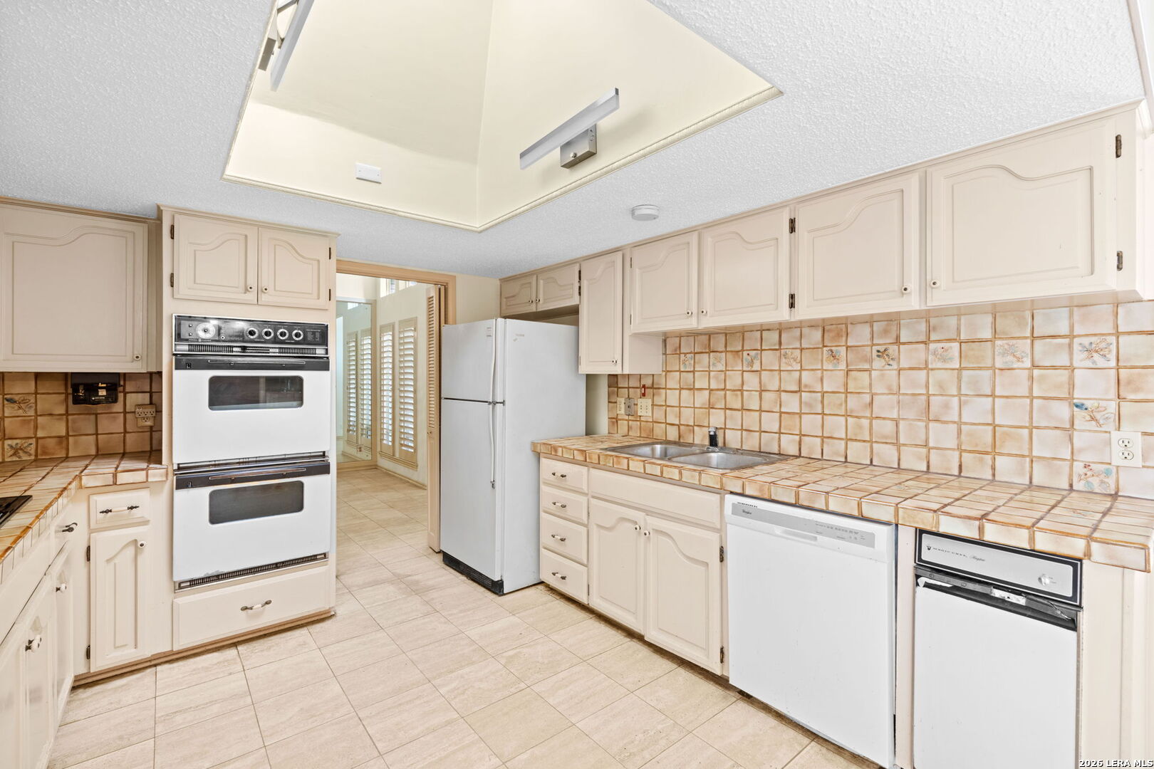 11403 Whisper Breeze st