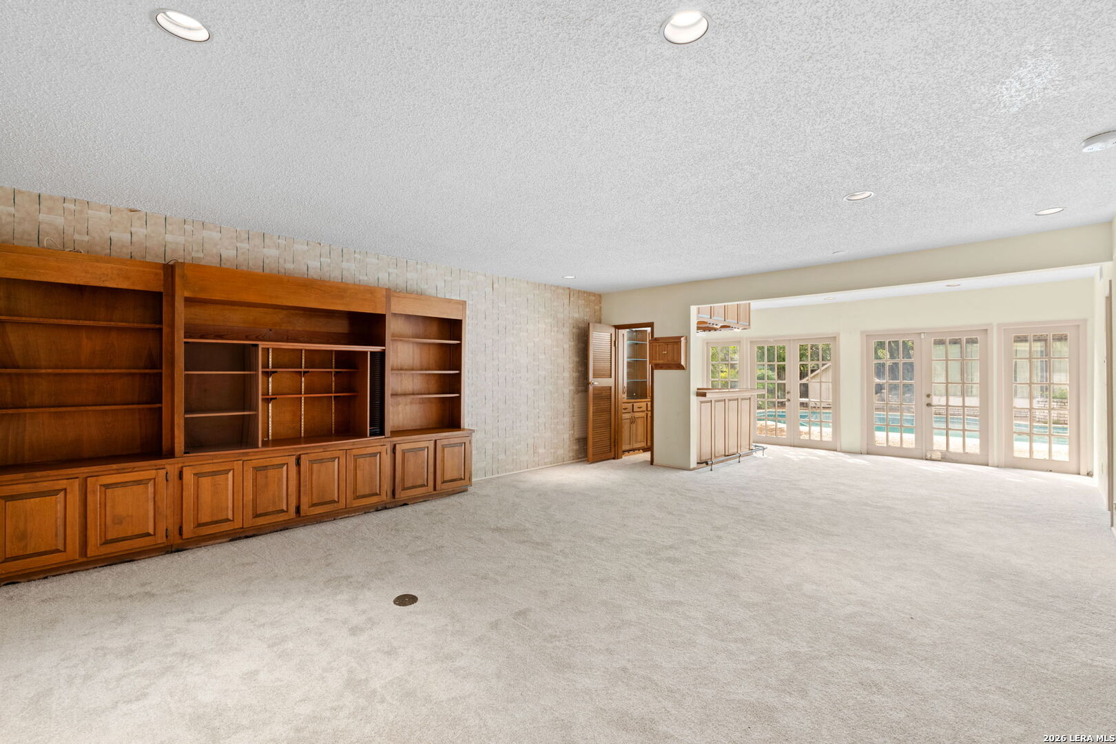 11403 Whisper Breeze st