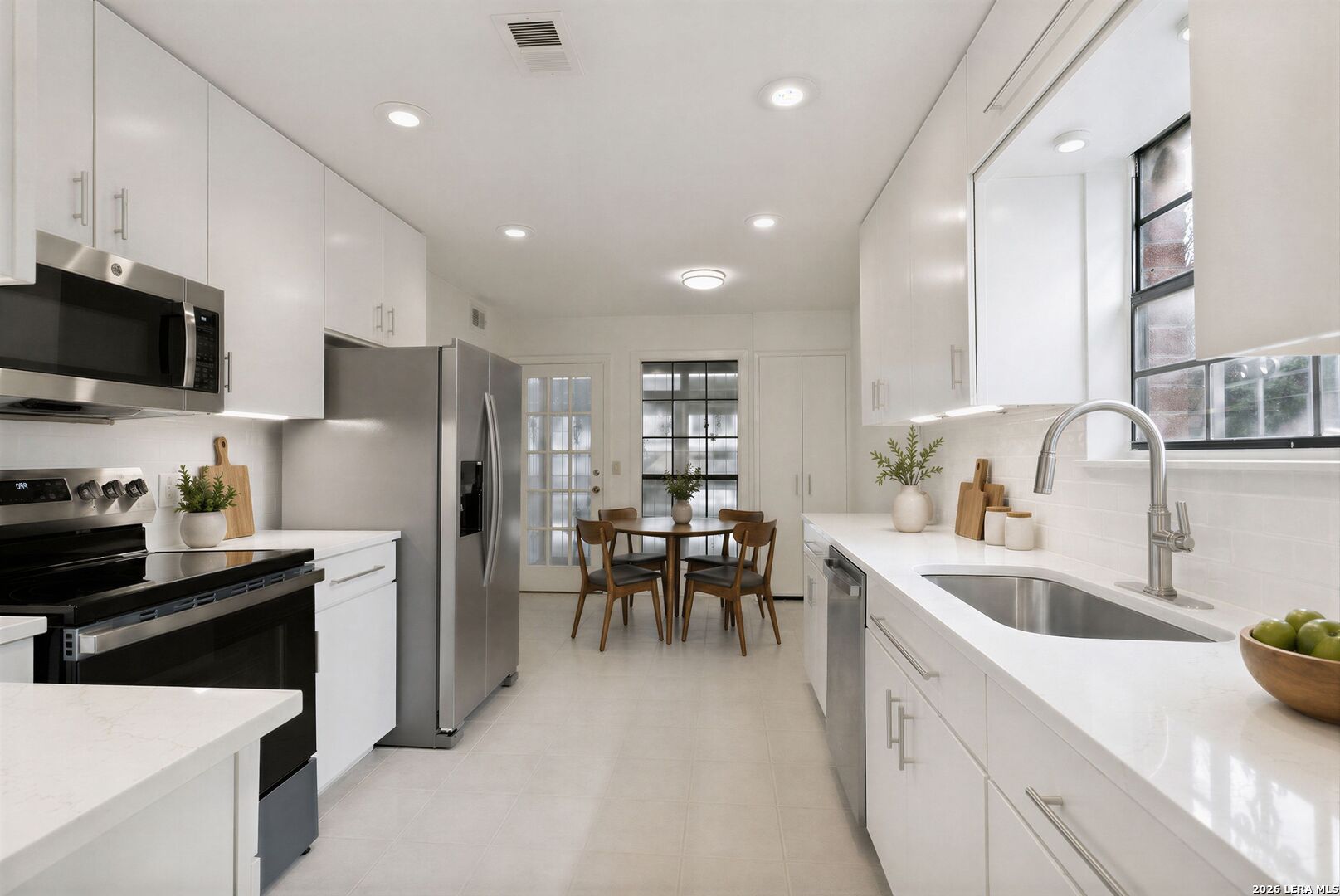 7815 Broadway 105