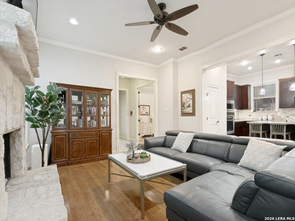 127 MONTCLAIR ST