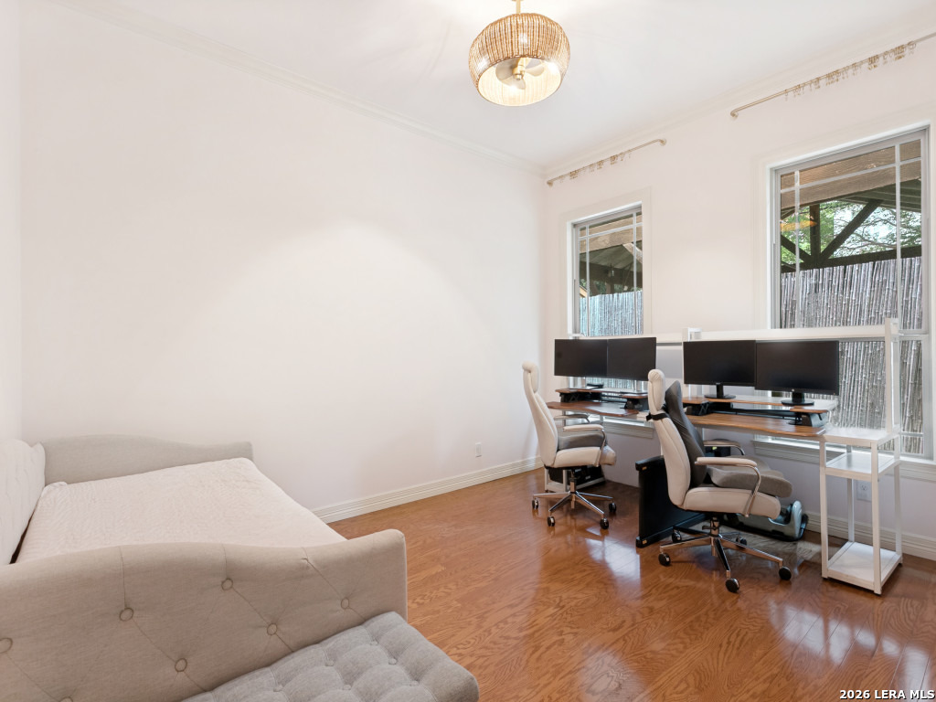 127 MONTCLAIR ST
