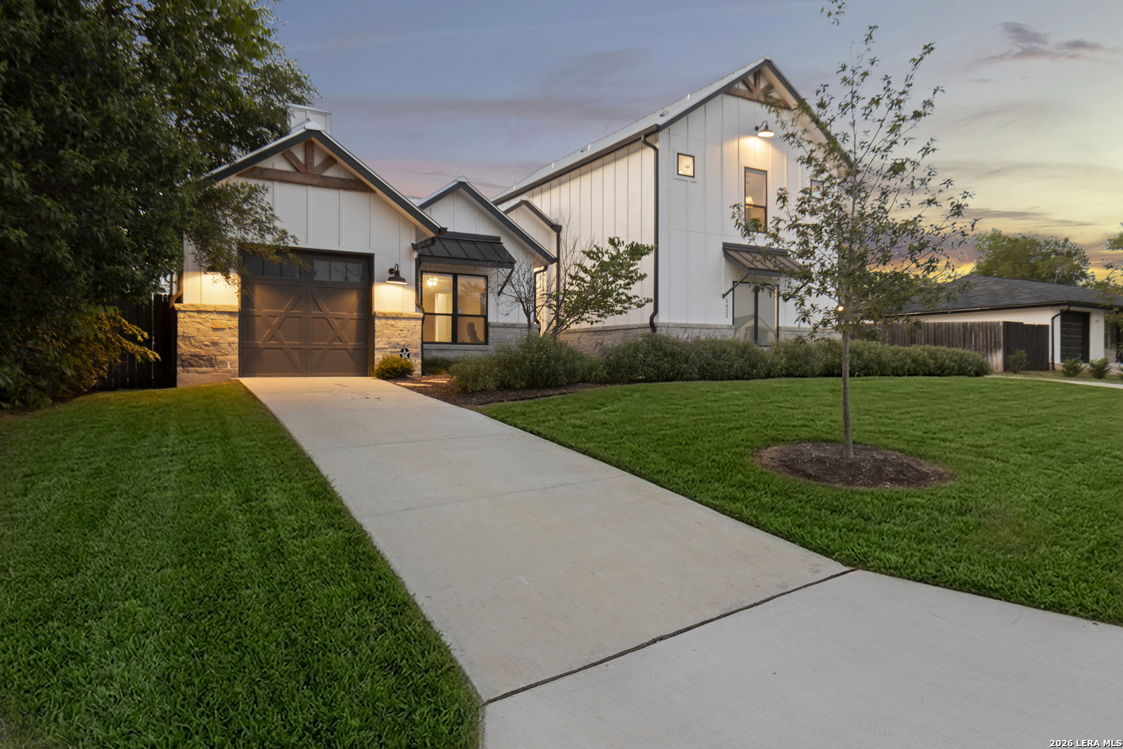 1025 GARRATY RD