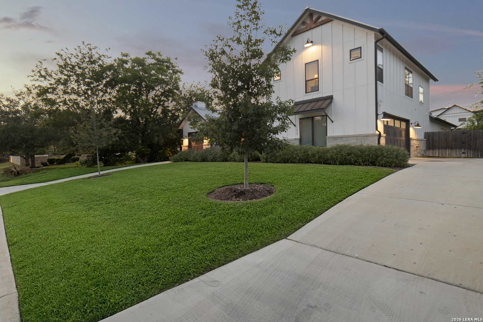 1025 GARRATY RD