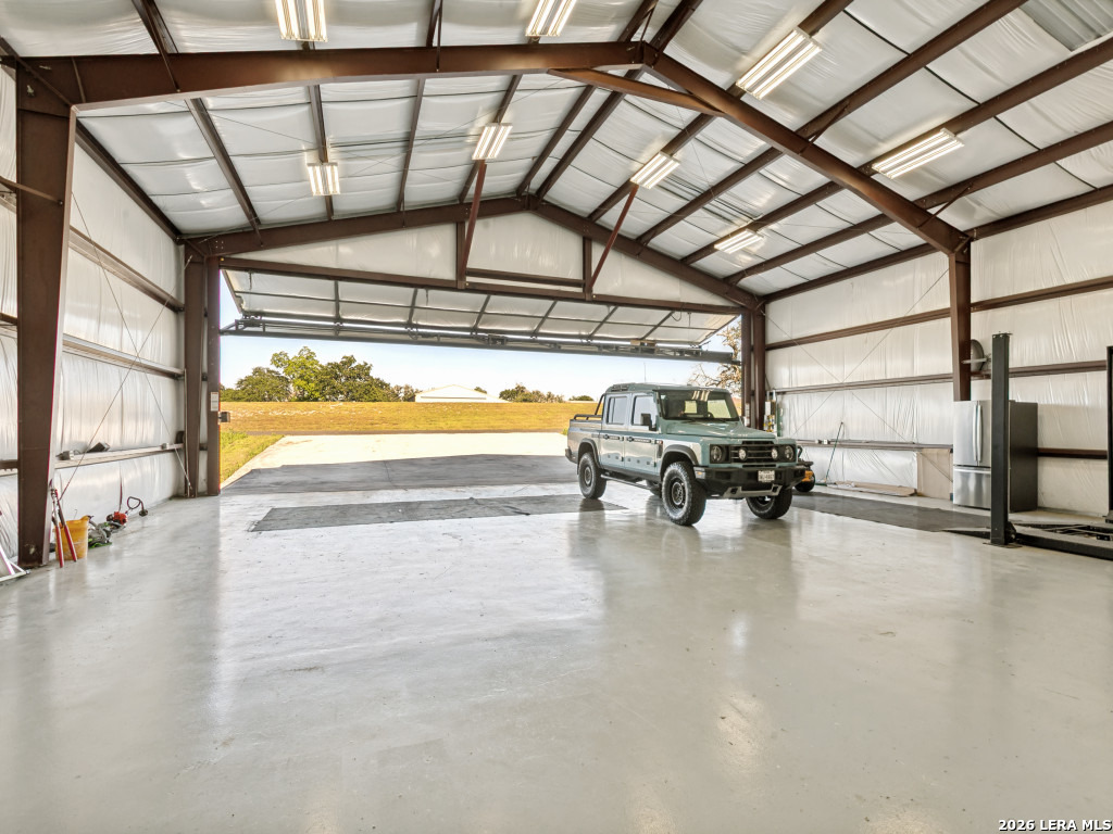 2881 Aviation Loop