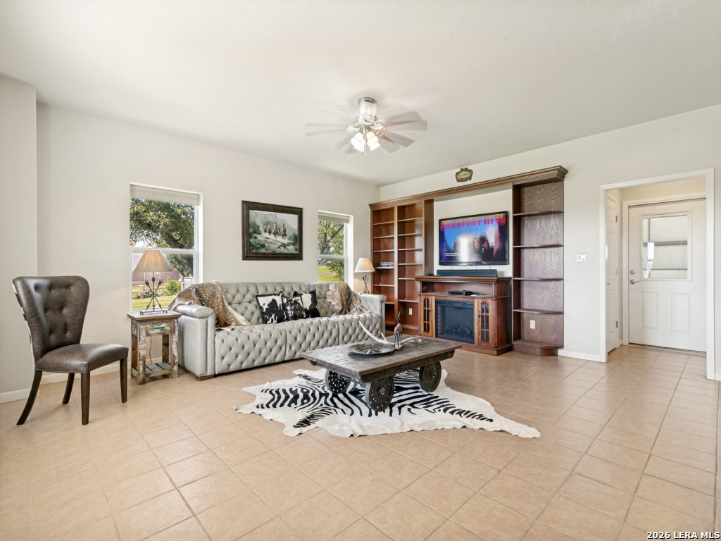 2881 Aviation Loop