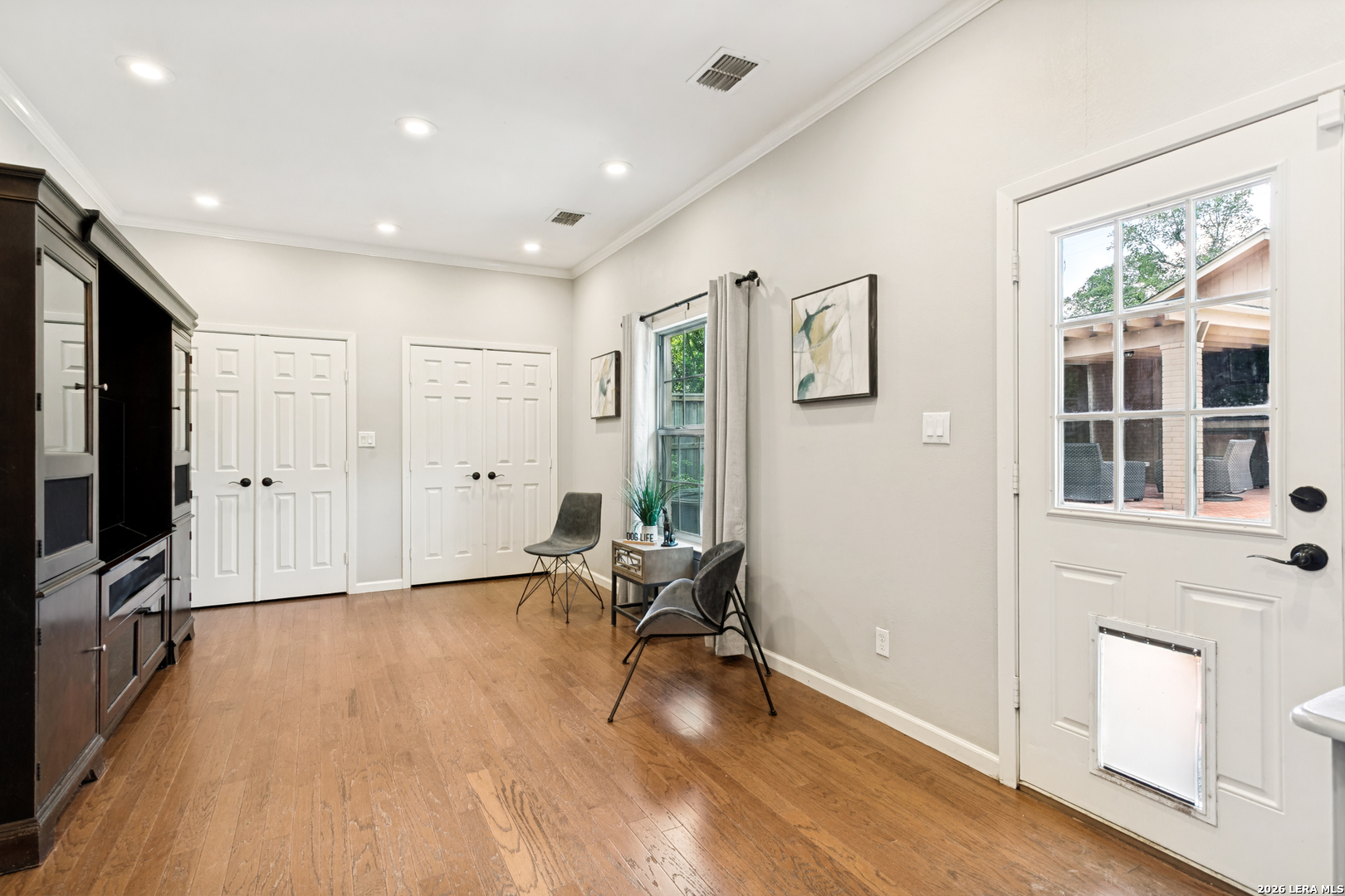 2219 Woodmen