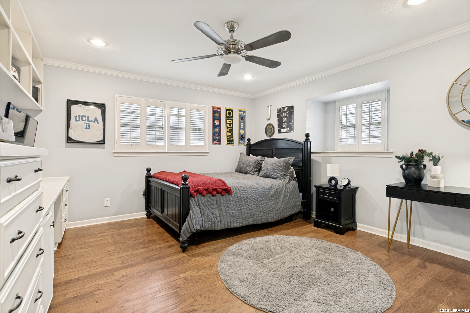 2219 Woodmen