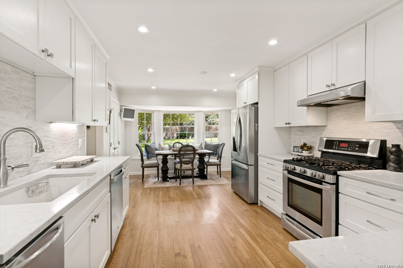 2219 Woodmen