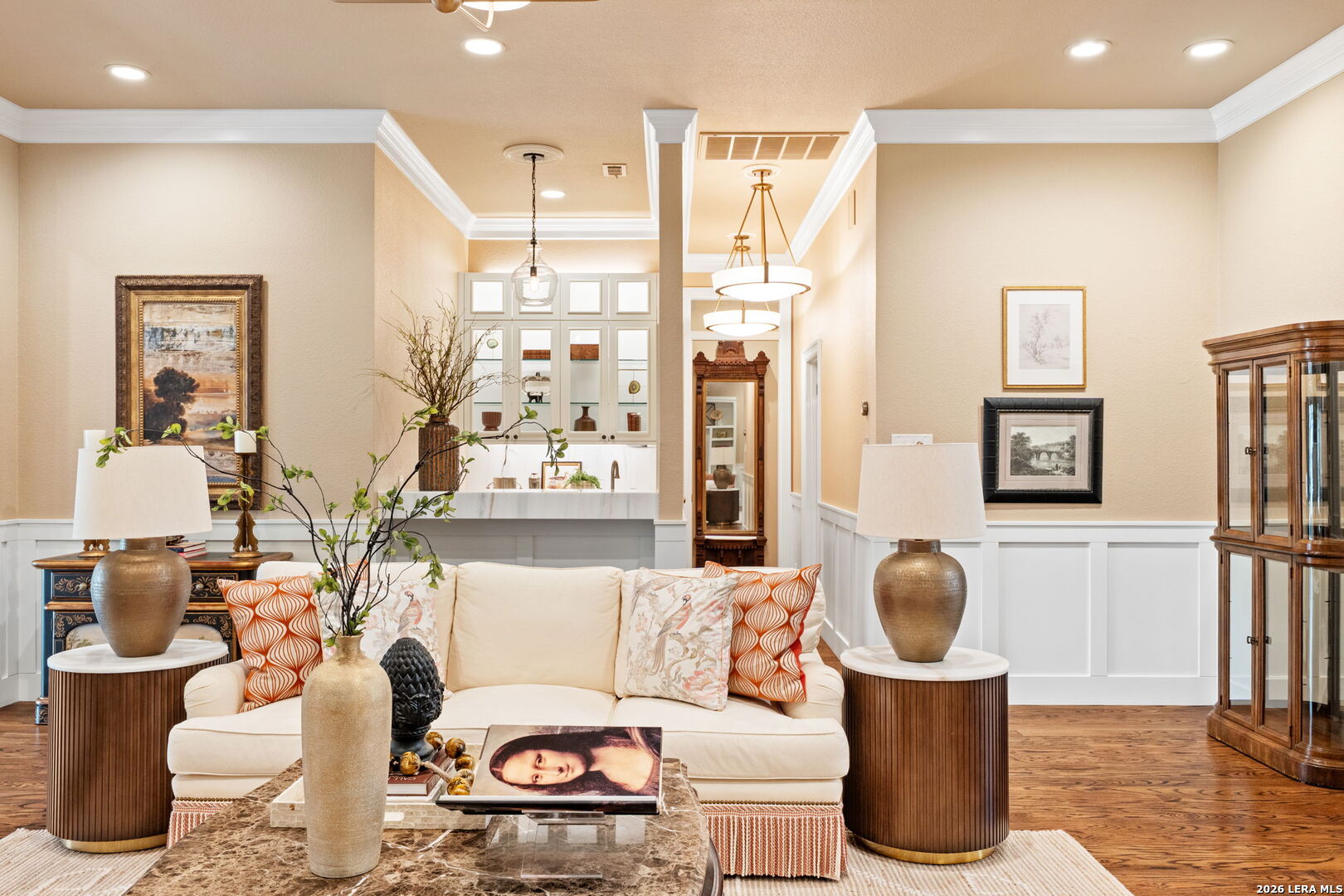 2 CHATSWORTH WAY