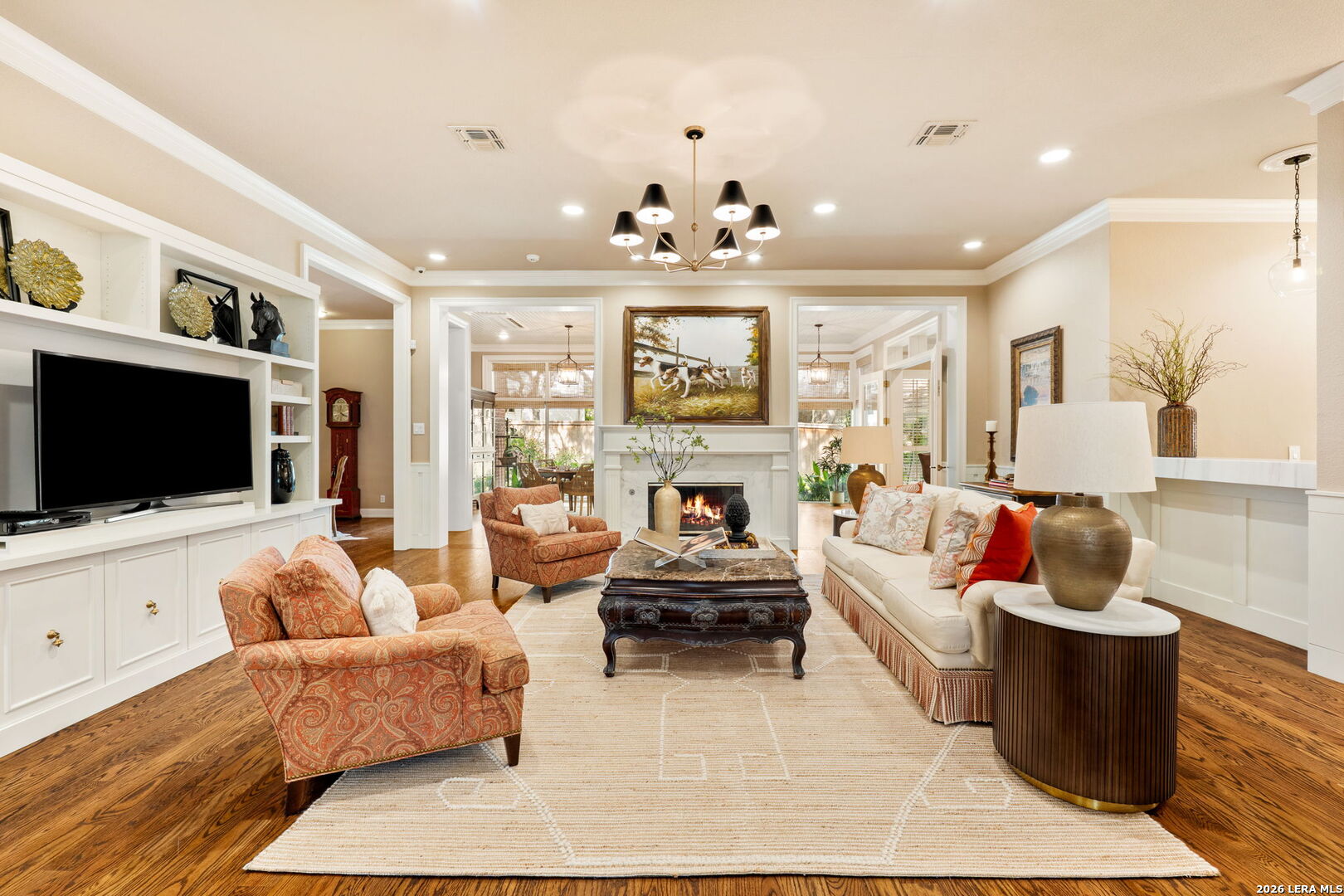 2 CHATSWORTH WAY