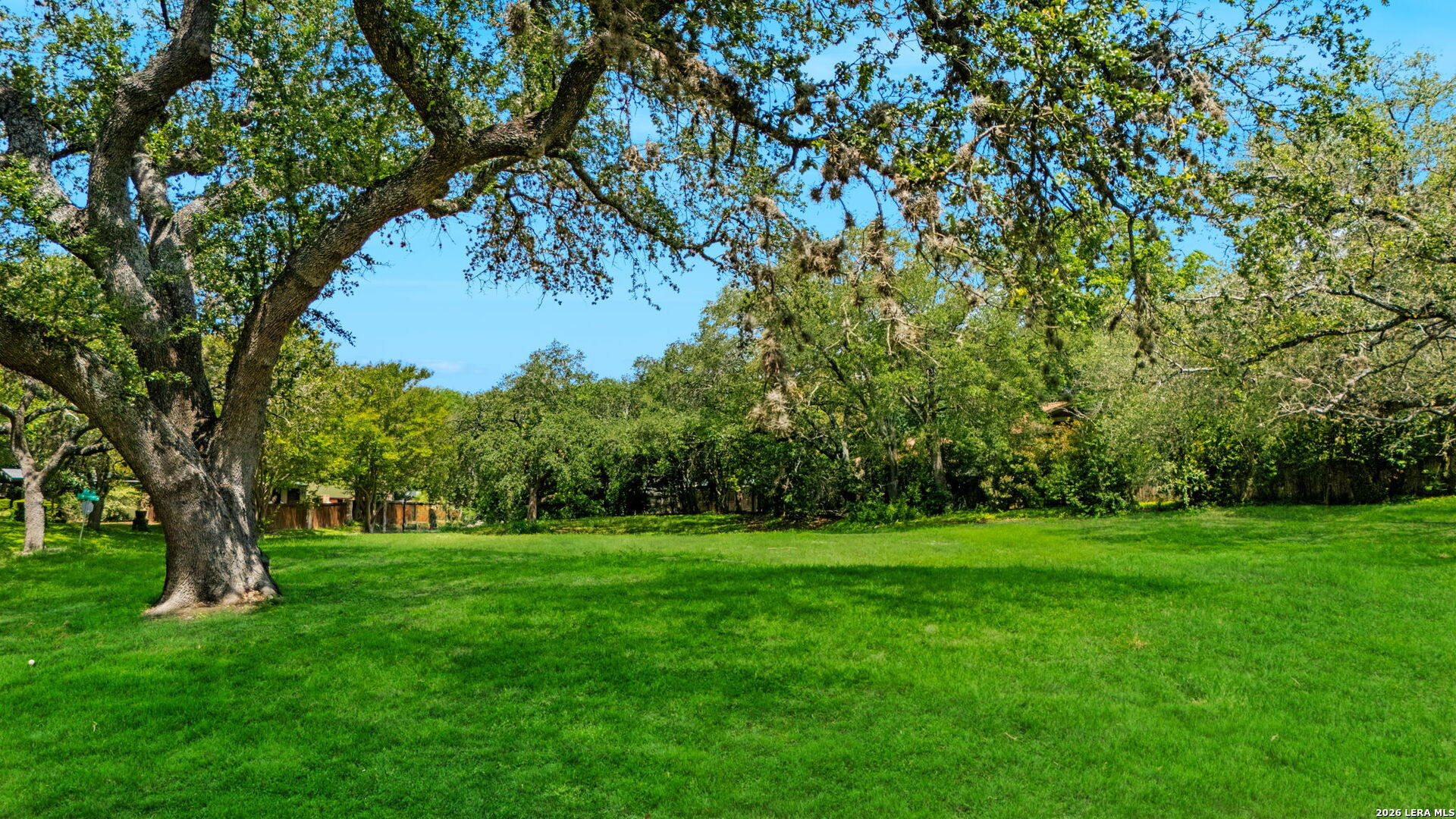 521 Canterbury Hill