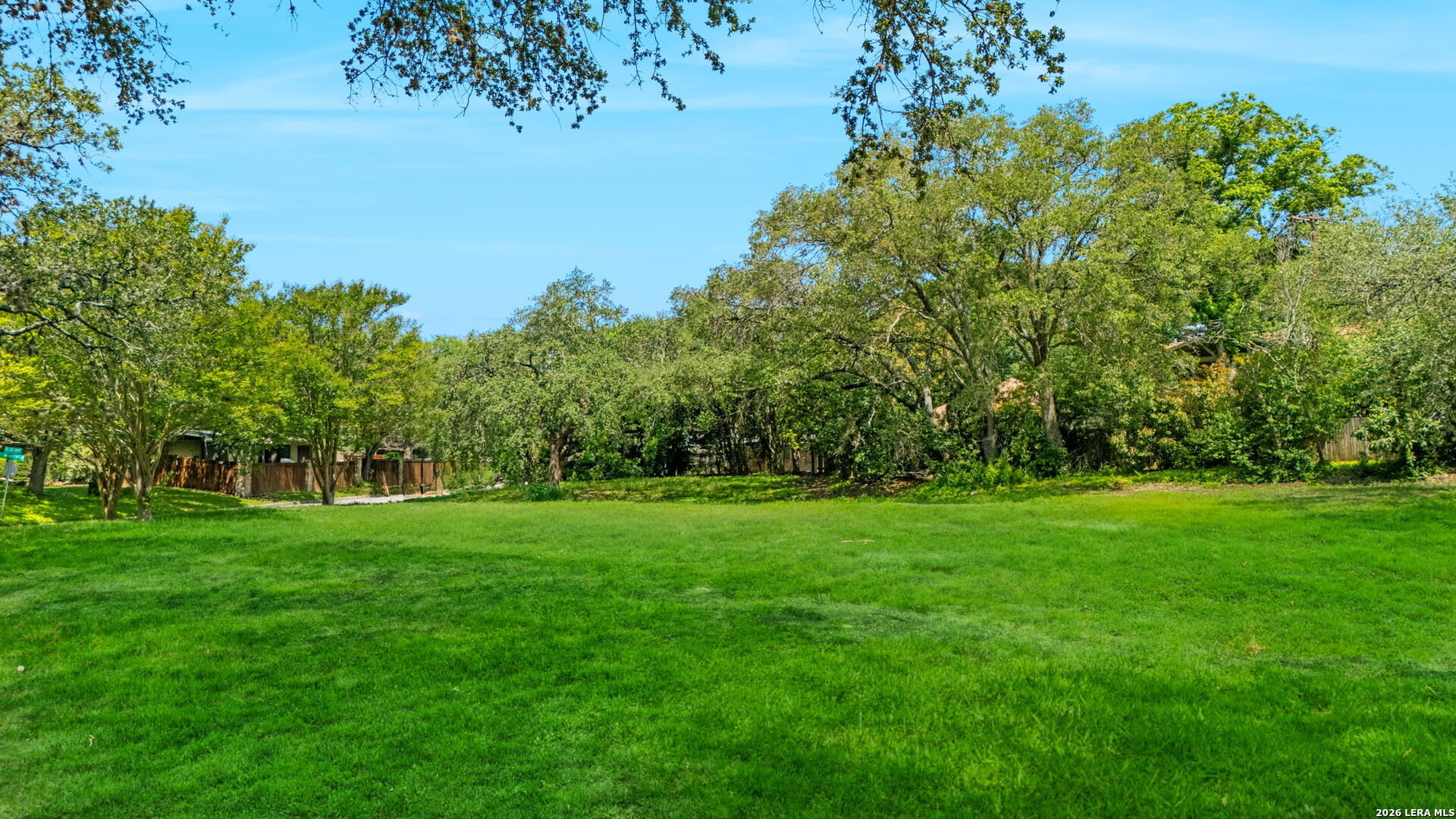 521 Canterbury Hill