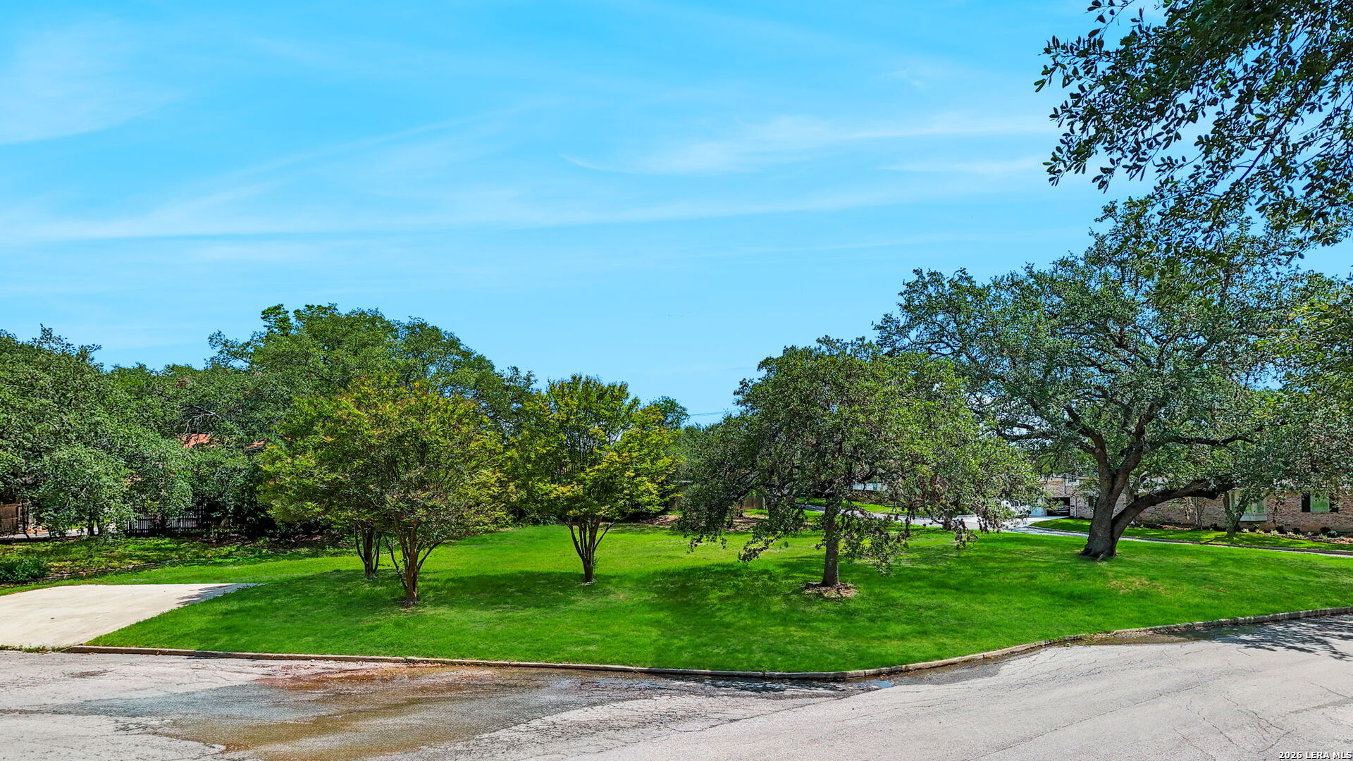 521 Canterbury Hill