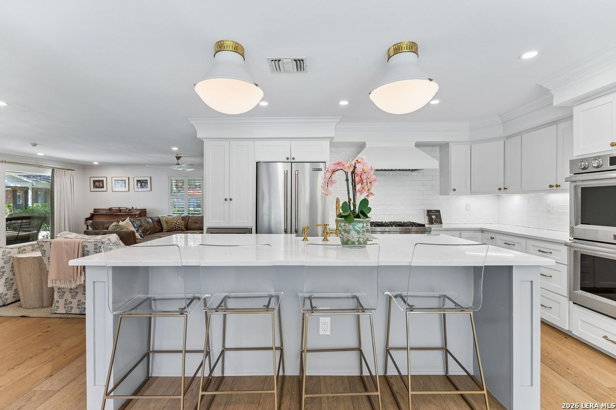 7602 VINEWOOD CT