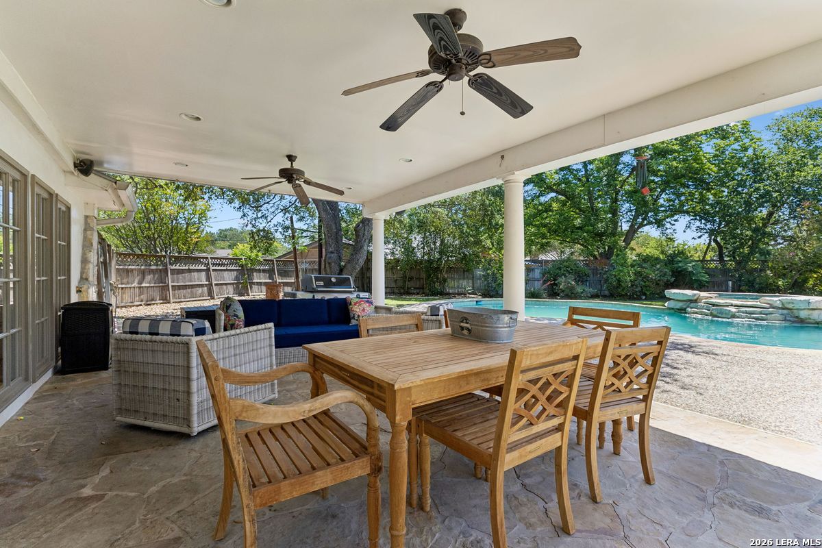 7602 VINEWOOD CT