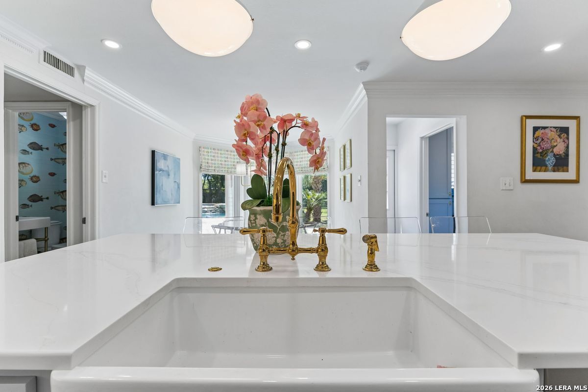 7602 VINEWOOD CT