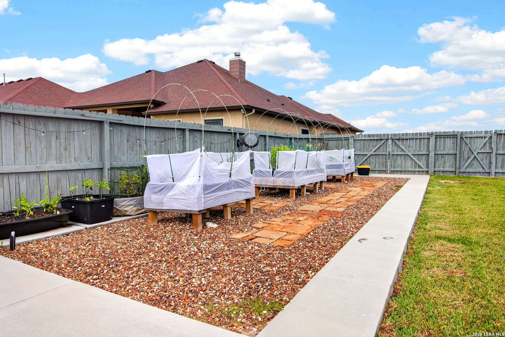 2234 Loxley Dr