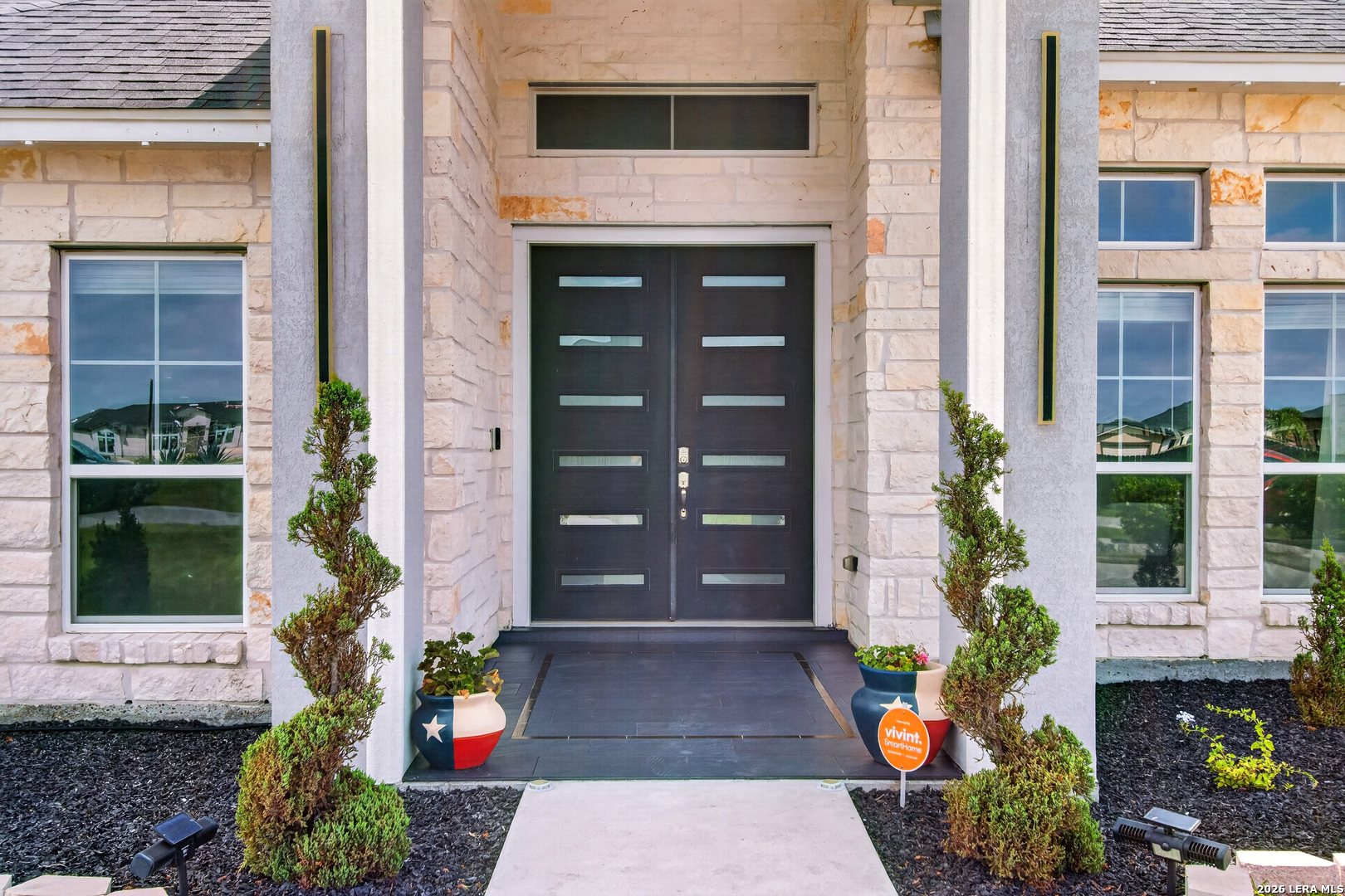 2234 Loxley Dr