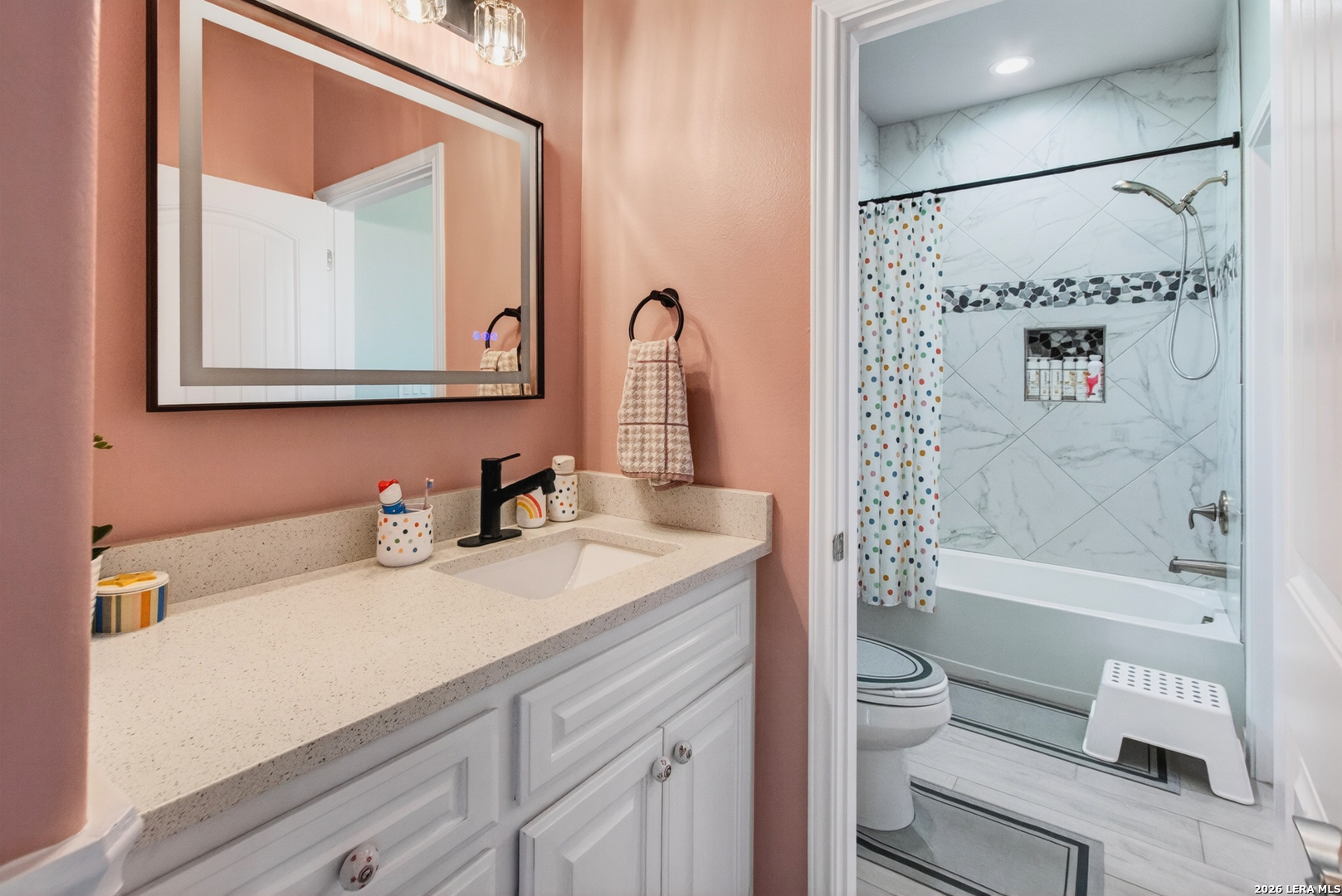 2234 Loxley Dr