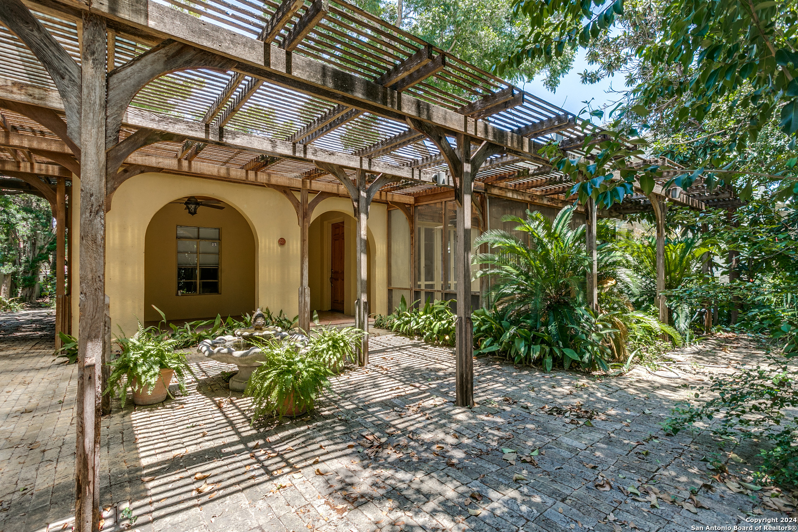 321 KING WILLIAM