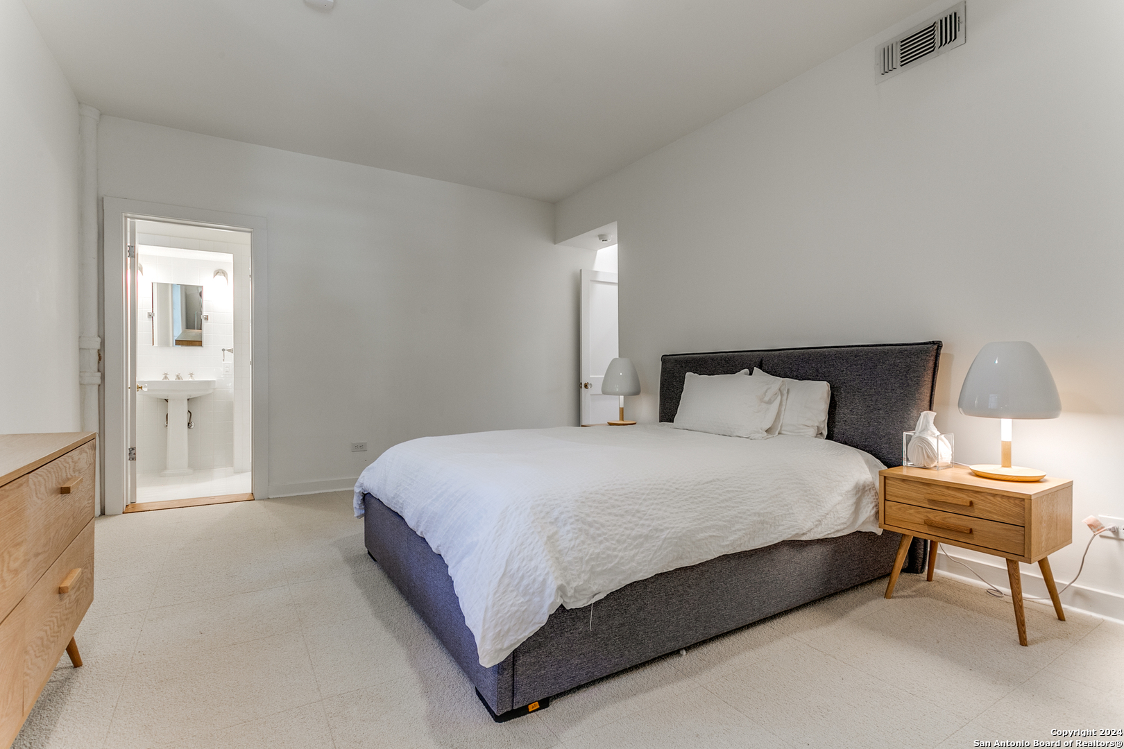 321 KING WILLIAM