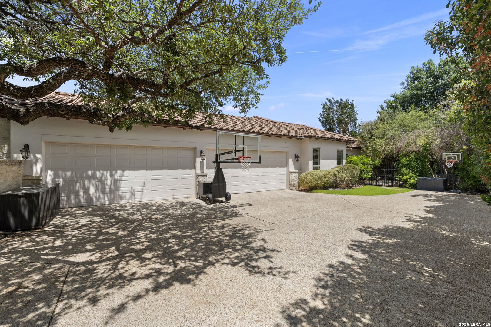 112 Tuscany Way