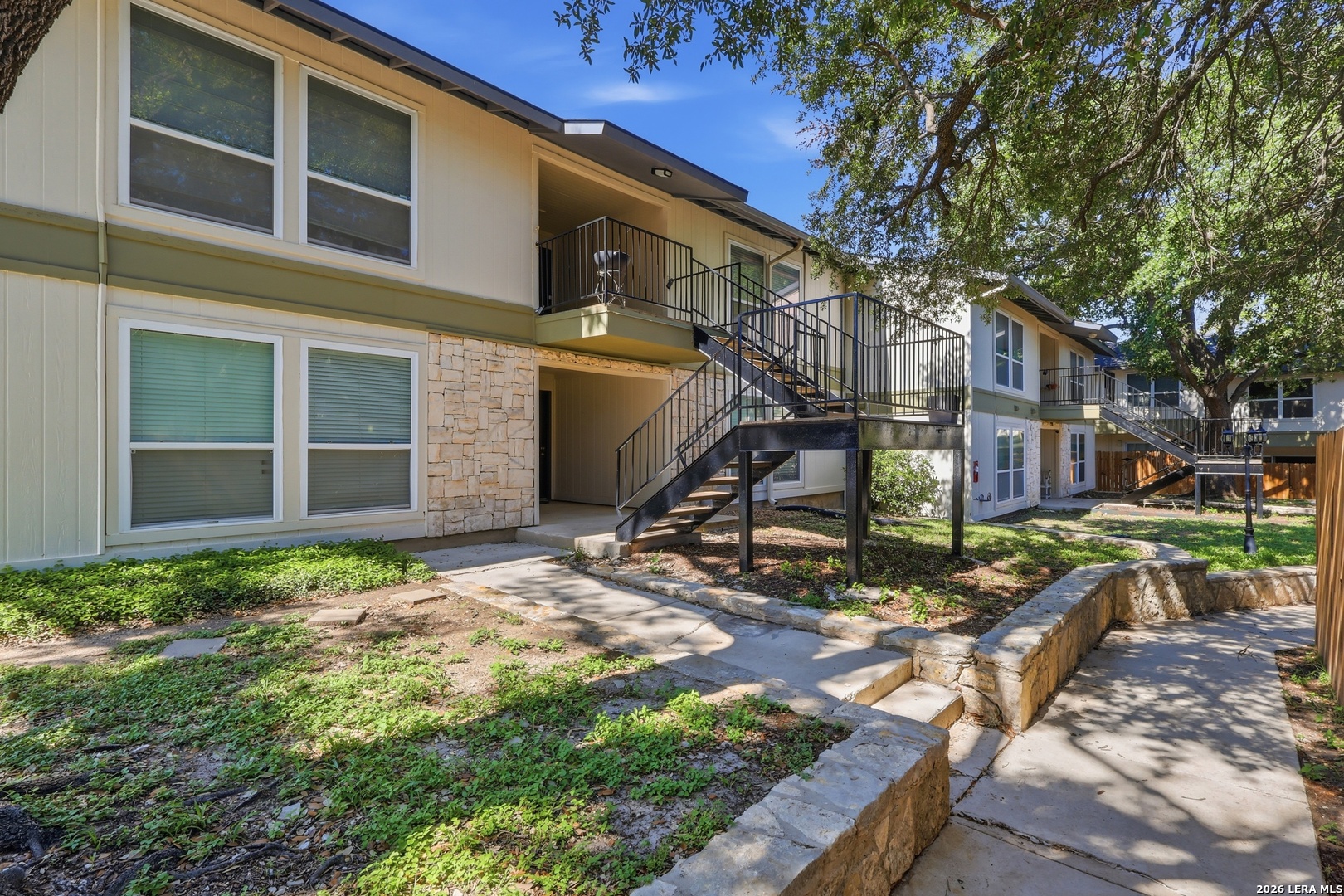 100 LORENZ RD 704
