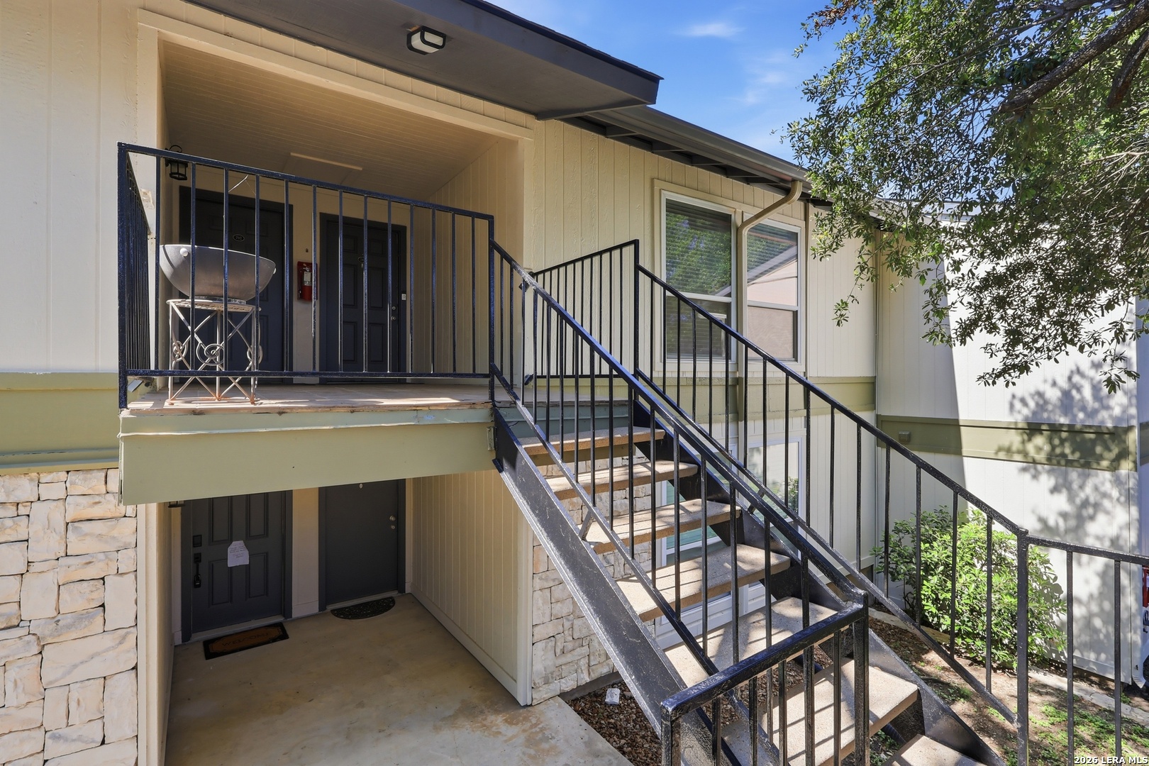 100 LORENZ RD 704