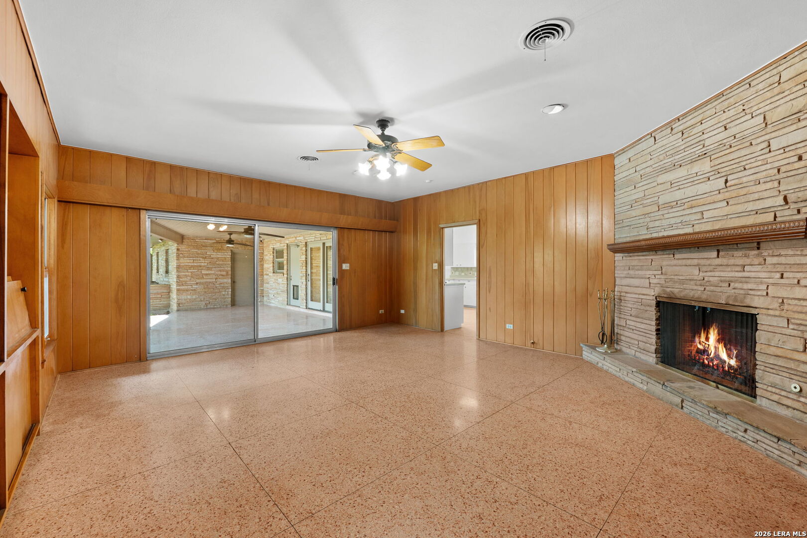 334 W Lynwood