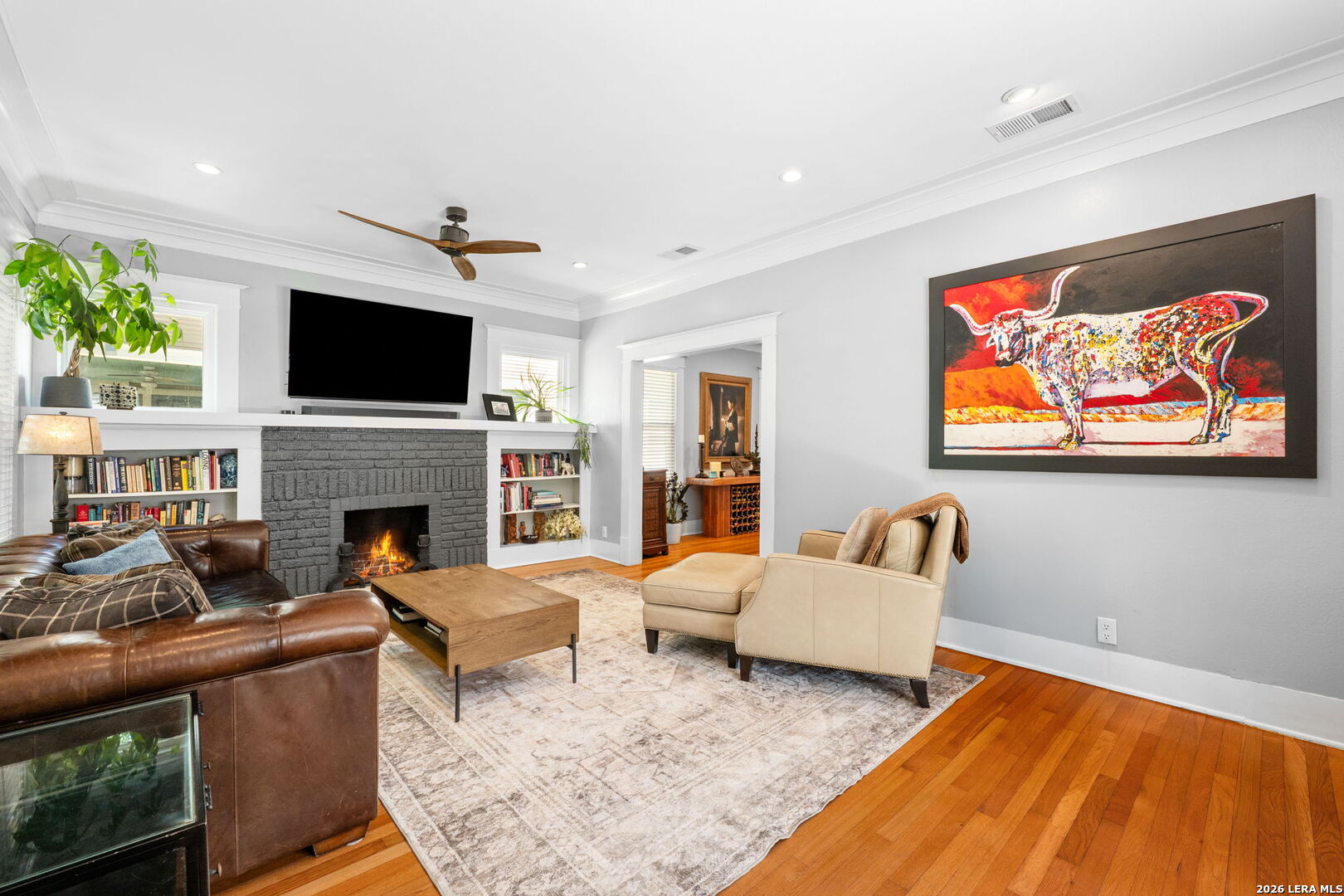 323 W Gramercy