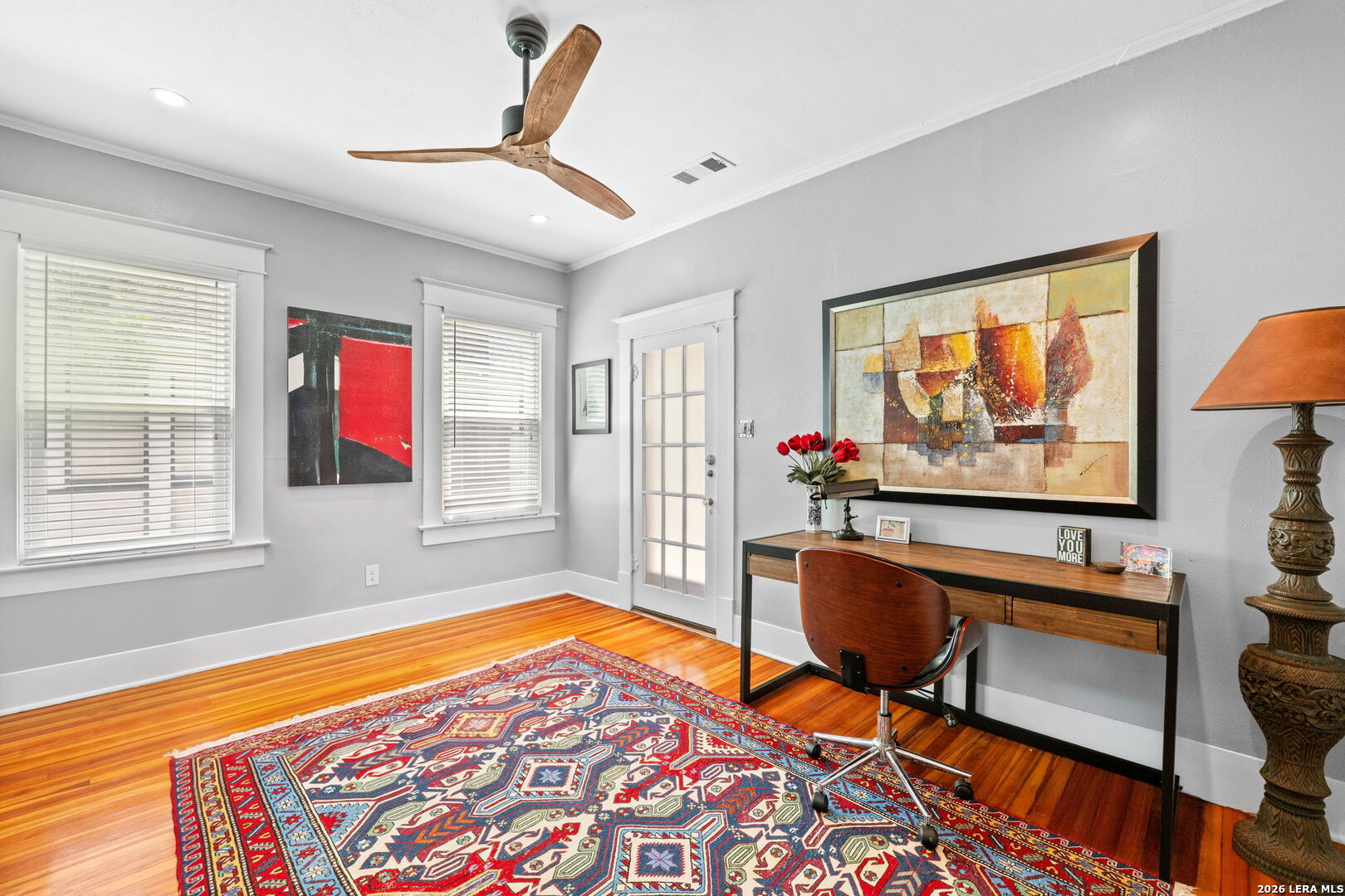 323 W Gramercy
